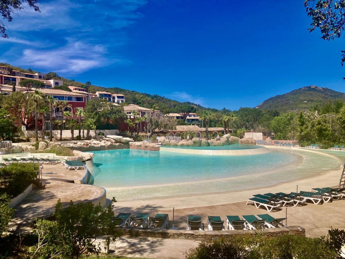 Apartamento Les Restanques Bruyeres 2103 Proche Piscine Grimaud Exterior foto